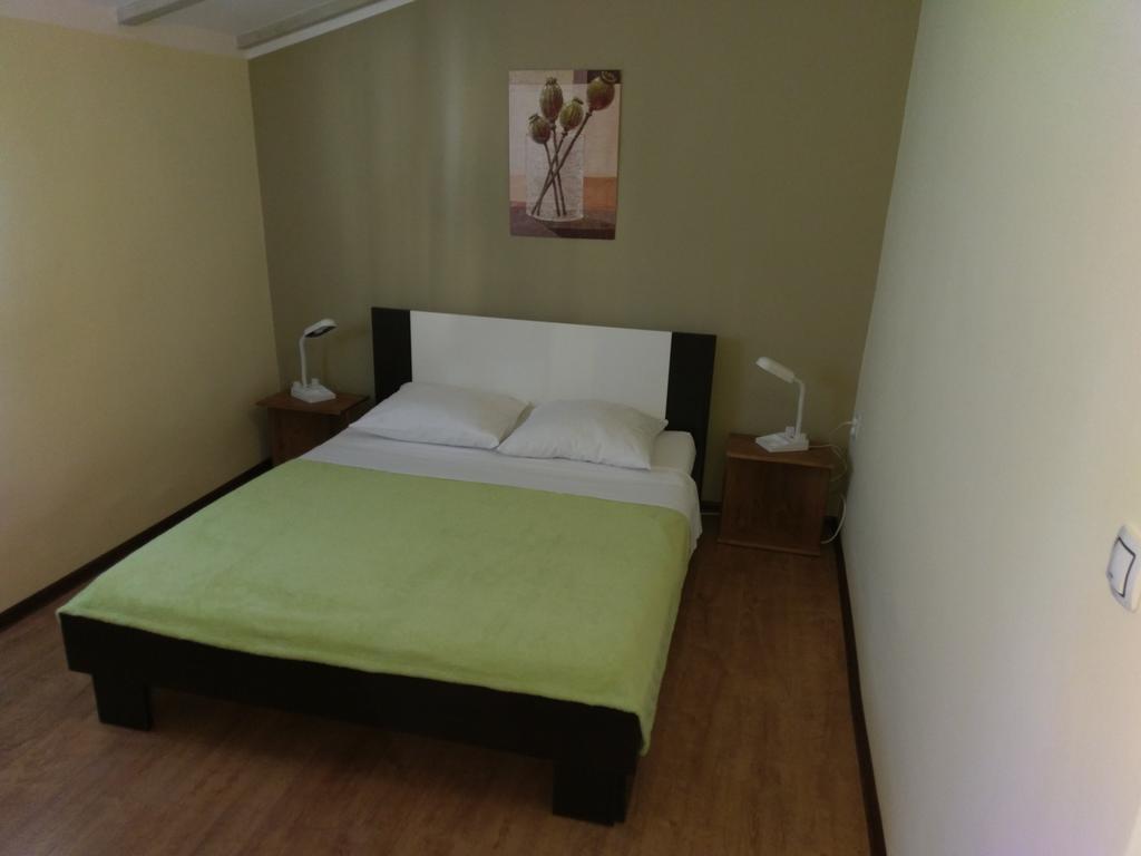 Ingrid Apartment *